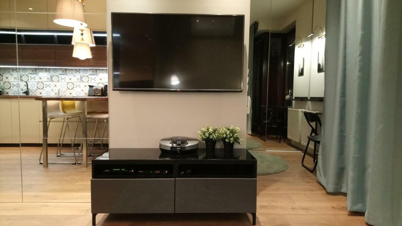 Siedmiogrodzka - Most Handy Location, Aircon&garage Free Apartament *
