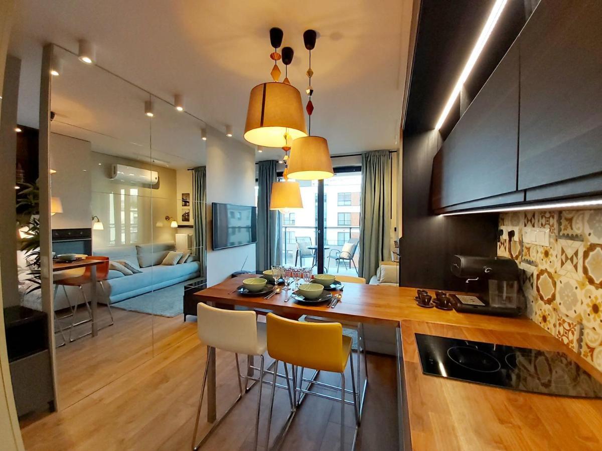 Siedmiogrodzka - Most Handy Location, Aircon & Garage Free